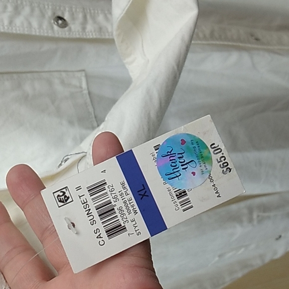 Macy's Women's White Blouse Button Up in Size XL NWT INC International Concepts - Picture 5 of 7